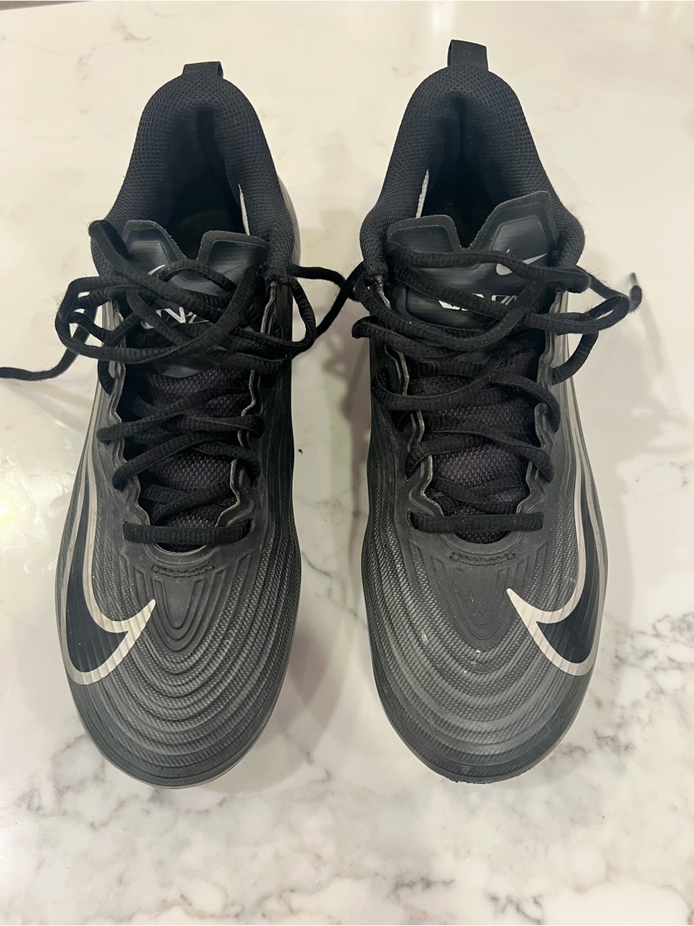 Nike Black Cleats Youth 7.5 with Silver Swoosh - Young Men's Athletic Shoes